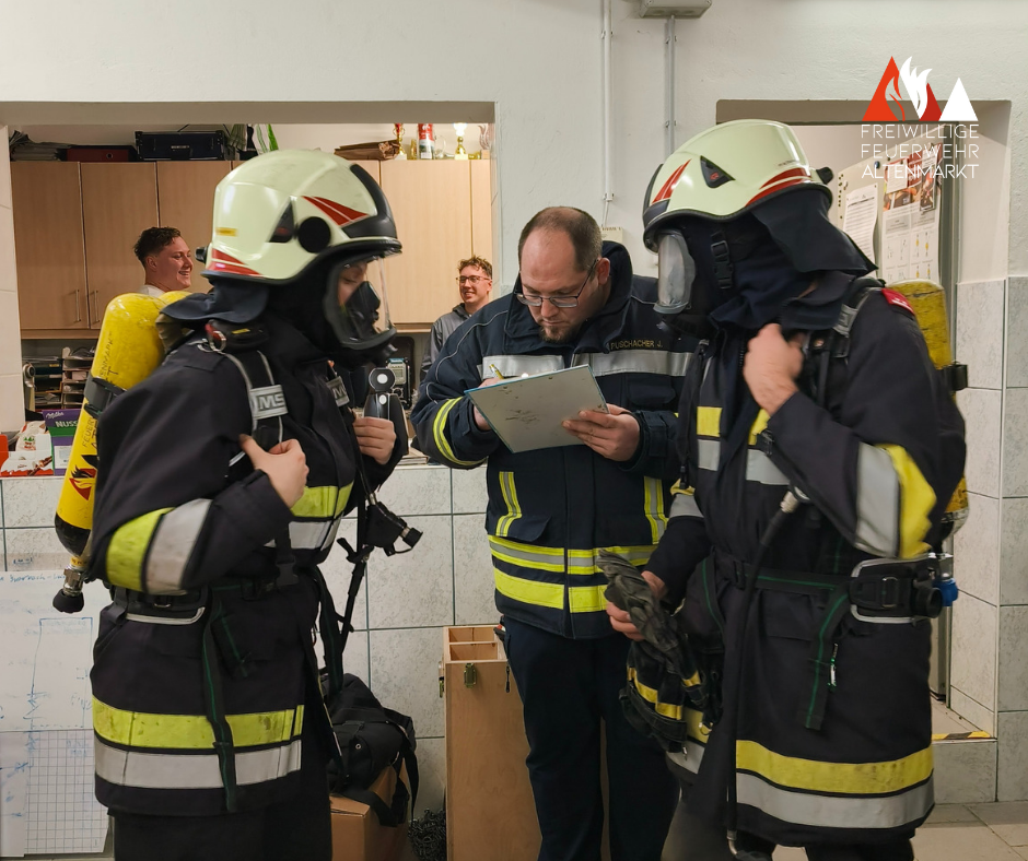 Freiwillige Feuerwehr Krems/Donau - Praxisübung Menschenrettung