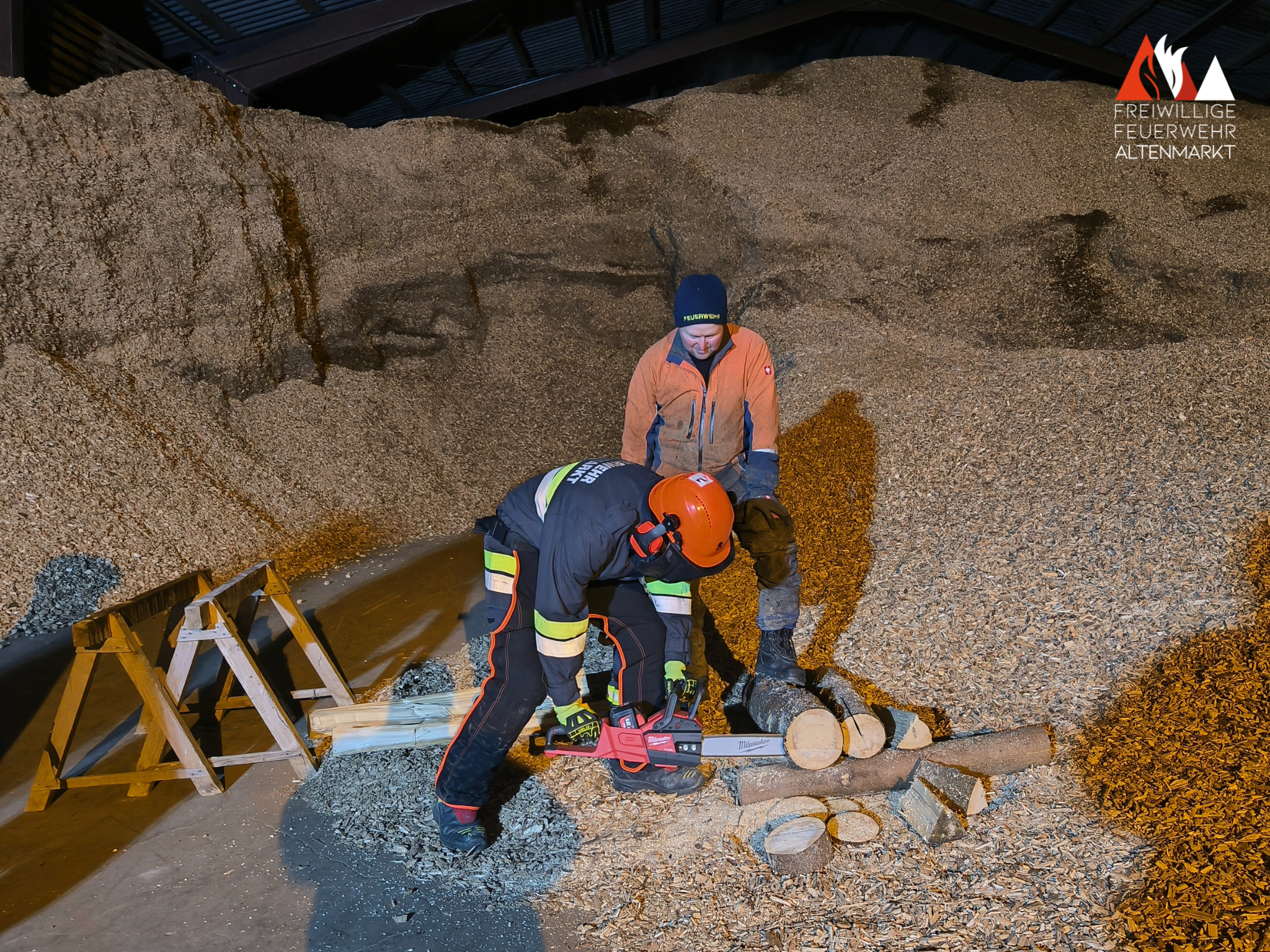 Arbeiten mit der Motorkettensäge