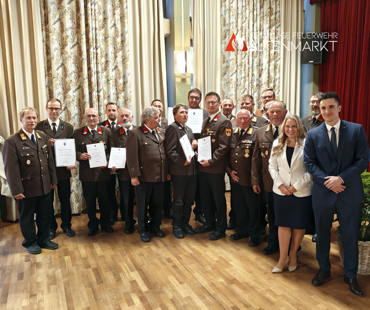 Gruppenfoto beim Abschnittsfeuerwehrtag in Klein Pöchlarn